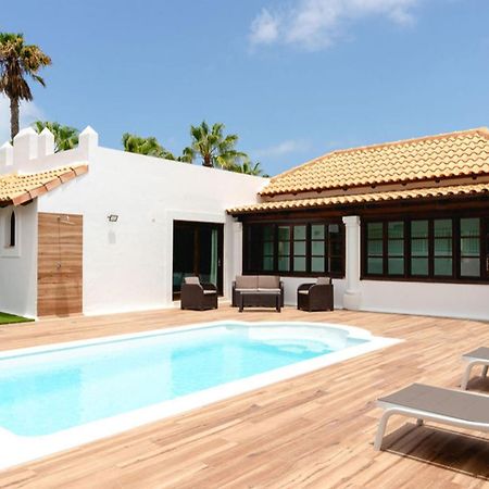 Villa Relax Deluxe Private Pool Corralejo By Holidays Home ภายนอก รูปภาพ