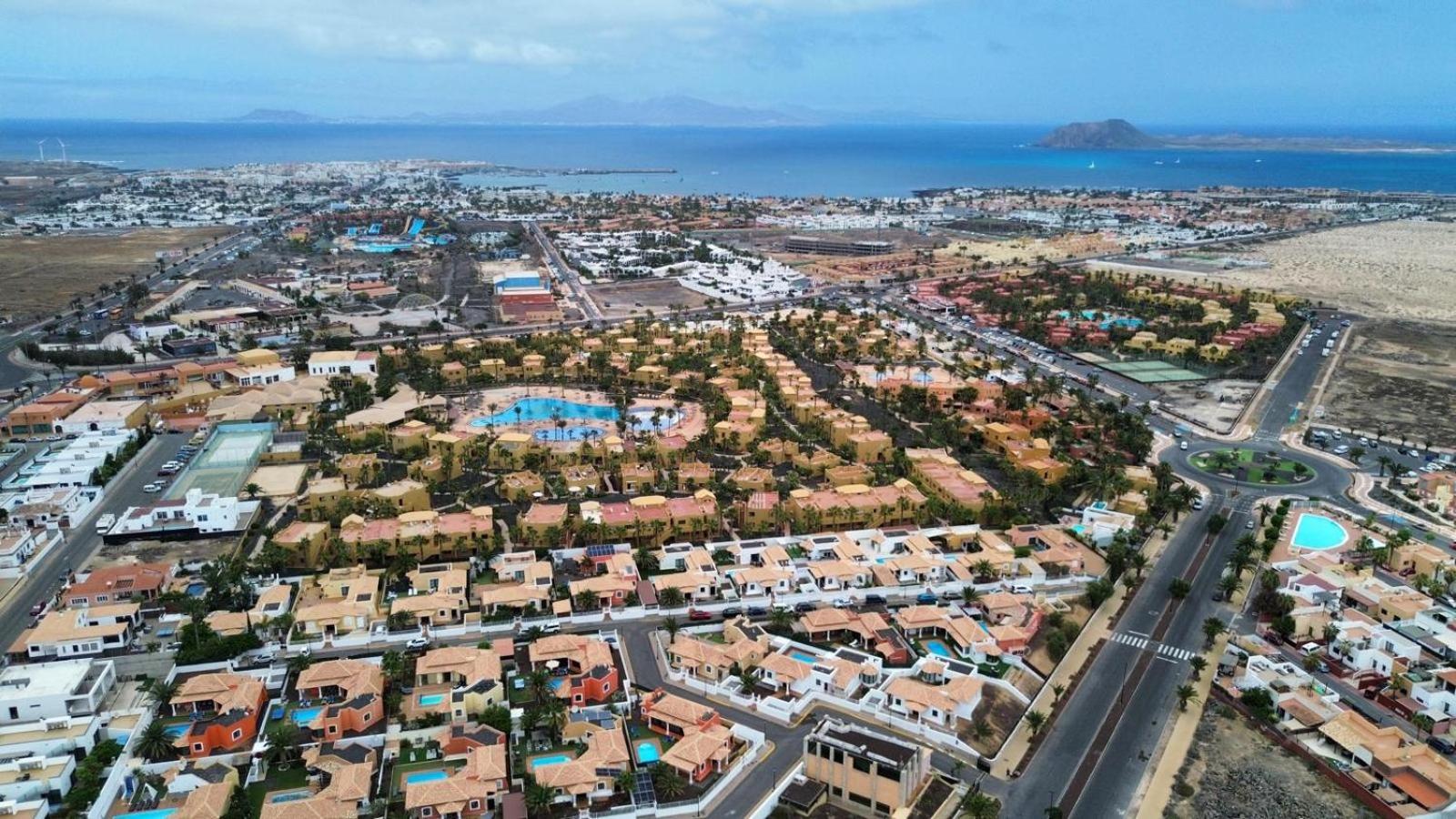 Villa Relax Deluxe Private Pool Corralejo By Holidays Home ภายนอก รูปภาพ